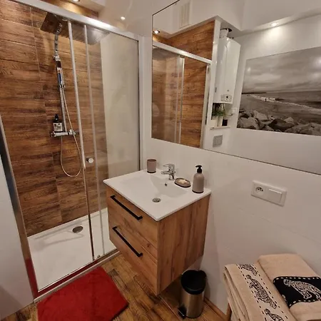 Max Przy Pkp, Klimatyzacja, Parking Appartamento